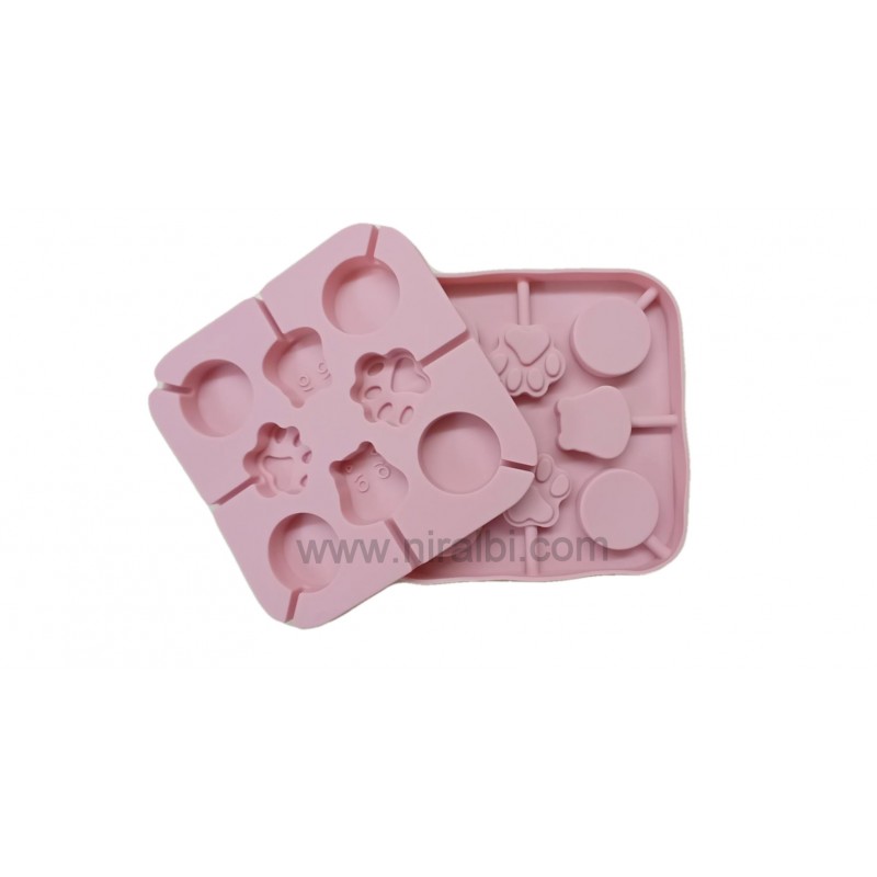 Round, Paws & Pig Shape Soap And Chocolate Making Mold, Niral Industries. Round, Paws & Pig Shape Soap And Chocolate Making Mold, Niral Industries.